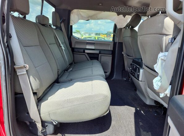 1FTEW1EP9KFD52414 2019 FORD F150 Red Widok tylnych siedzeń