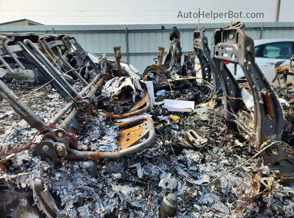 1FTEW1EP9KKD22644 2019 FORD F150 Burn Vista de los asientos traseros