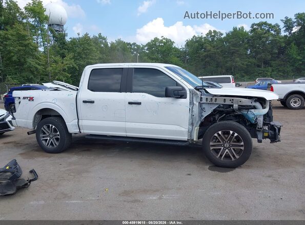 1FTEW1EP9NFC13842 2022 FORD F150 White Widok wnętrza z tyłu