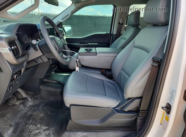 1FTEW1LP8TKD23269 2026 FORD F150 White წინა სალონის ხედი