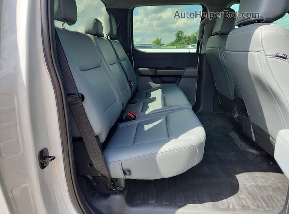 1FTEW1LP8TKD23269 2026 FORD F150 White უკანა სავარძლების ხედი