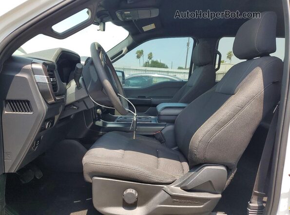 1FTEW2K54RFA57501 2024 FORD F150 White Вид салону спереду