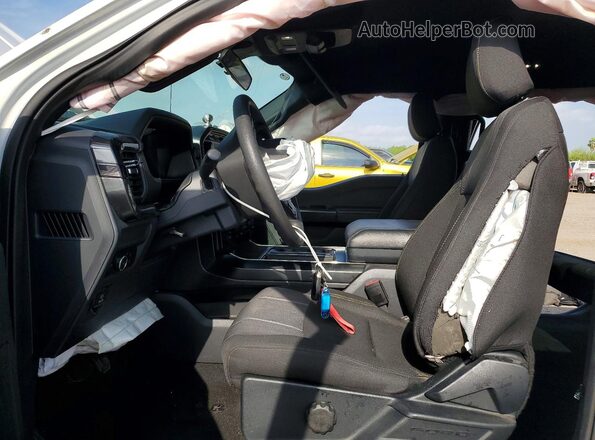 1FTEW2K5XRKF57640 2024 FORD F150 White Widok wnętrza z przodu