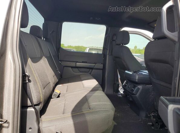 1FTEW2KP0RKD54130 2024 FORD F150 Gray Vista de los asientos traseros