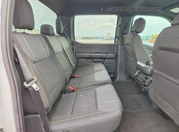 1FTEW2KP0SKD38676 2025 FORD F150 White უკანა სავარძლების ხედი