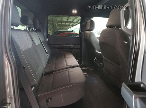 1FTEW2KP2RKE97936 2024 FORD F150 Gray Vista de los asientos traseros