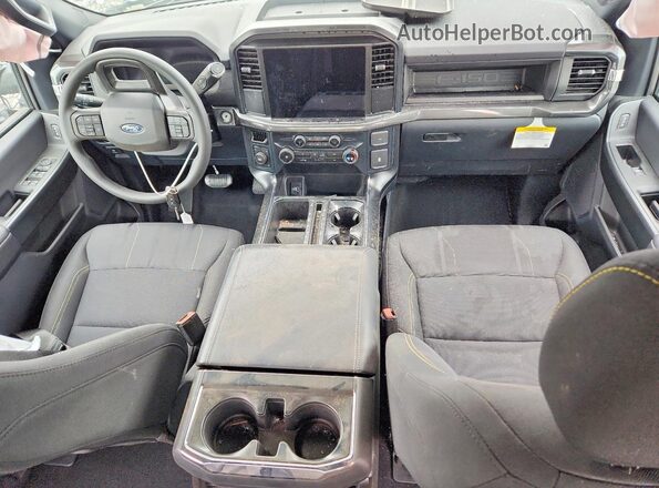 1FTEW2LP2SKF72784 2025 FORD F150 Серый Вид панели приборов