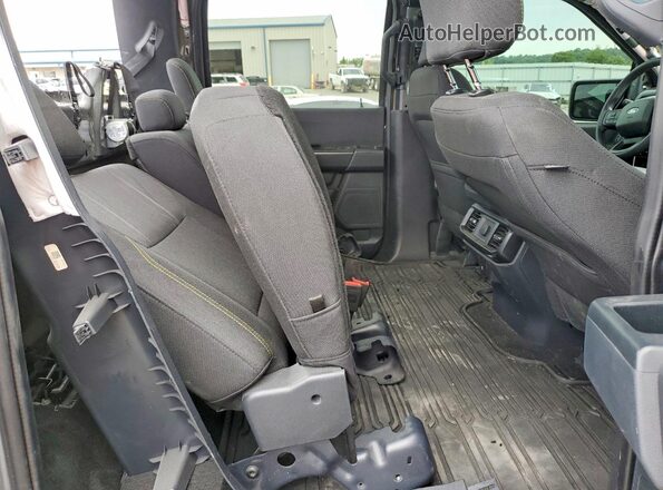 1FTEW2LP3SKD64042 2025 FORD F150 Gray Vista de los asientos traseros