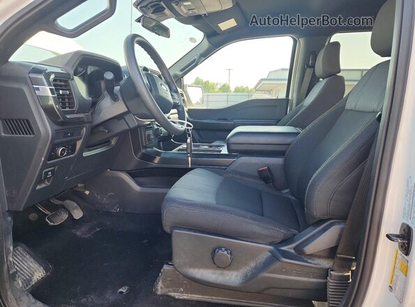 1FTEW2LP5SKE17548 2025 FORD F150 White Вид салону спереду