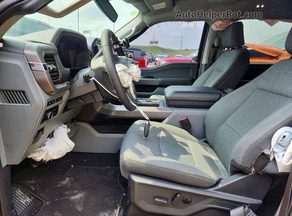 1FTEW3LP0RFA84474 2024 FORD F150 Charcoal Вид салону спереду