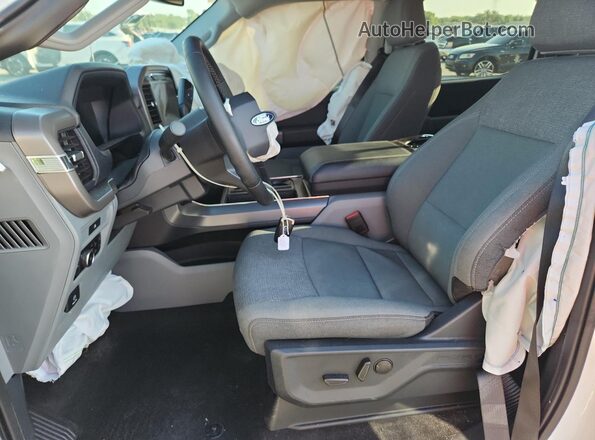 1FTEW3LP6SKD20719 2025 FORD F150 White Vista interior delantera