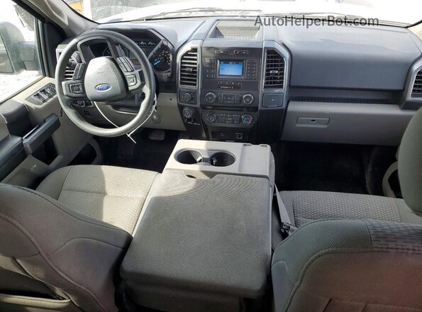 1FTEX1C51JKE61258 2018 FORD F150 Белый Вид панели приборов