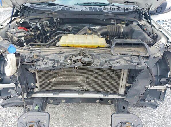 1FTEX1C51NKF25885 2022 FORD F150 White Вид задньої частини салону