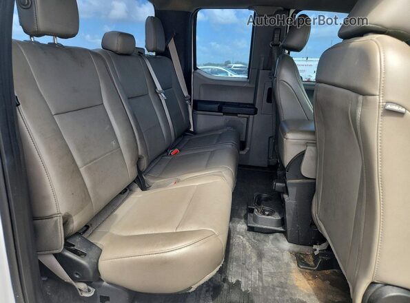 1FTEX1C52JKF39353 2018 FORD F150 White უკანა სავარძლების ხედი