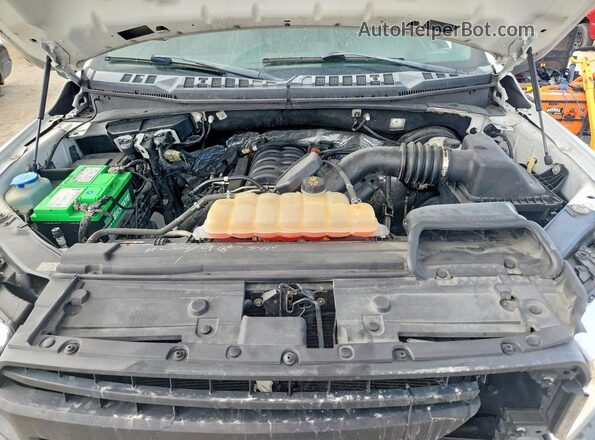 1FTEX1C52JKF39353 2018 FORD F150 White უკანა სალონის ხედი