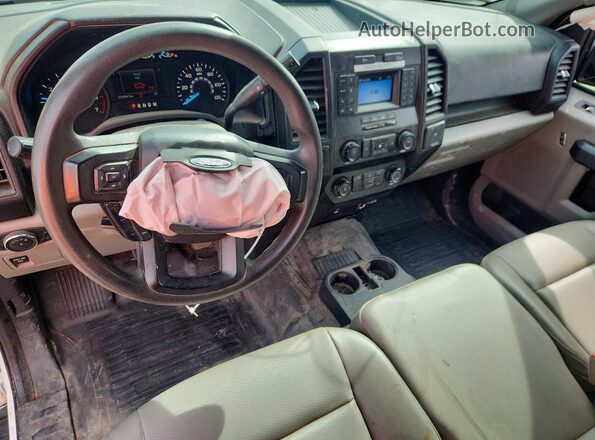 1FTEX1C55KKF09071 2019 FORD F150 White Dashboard view