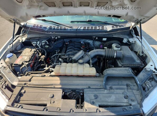 1FTEX1C56JKF15847 2018 FORD F150 White Rear interior view