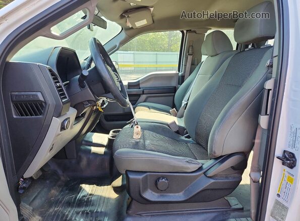 1FTEX1C56JKF15847 2018 FORD F150 White Front interior view