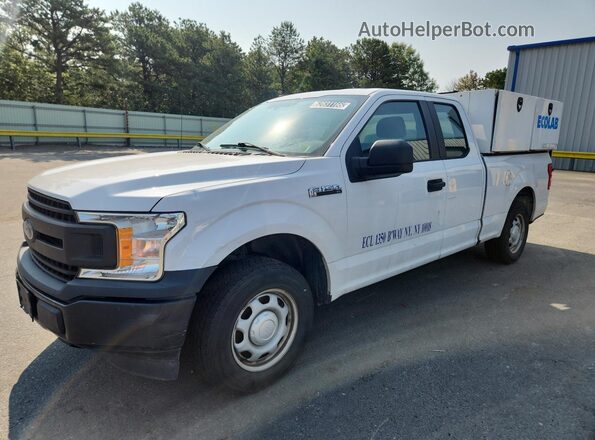 1FTEX1C56JKF15847 2018 FORD F150 White VIN sticker view