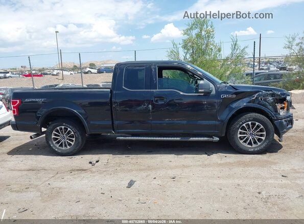 1FTEX1C57JKC69195 2018 FORD F150 Black Widok wnętrza z tyłu
