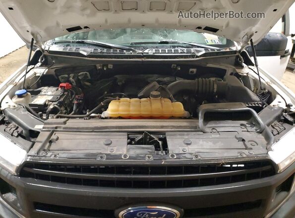 1FTEX1C58JKE85993 2018 FORD F150 Белый Вид задней части салона