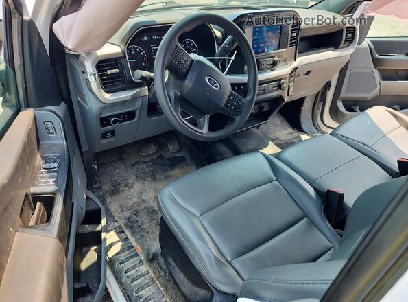 1FTEX1C5XPKE36223 2023 FORD F150 Белый Вид панели приборов