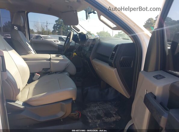1FTEX1C80GFB29257 2016 FORD F150 White Front interior view