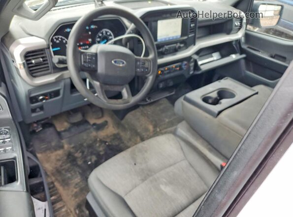 1FTEX1C81NKE06325 2022 FORD F150 Белый Вид панели приборов