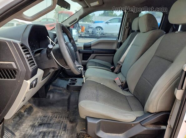 1FTEX1C84GKE84634 2016 FORD F150 White Вид салону спереду