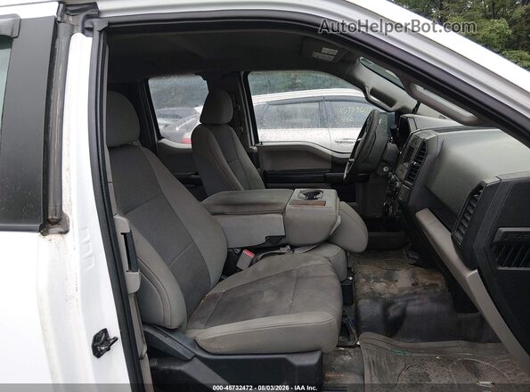 1FTEX1C87GFC96098 2016 FORD F150 Белый Вид салона спереди
