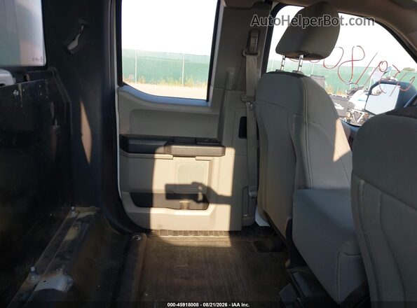 1FTEX1CB0JKE82057 2018 FORD F150 Белый Вид наклейки с VIN-кодом