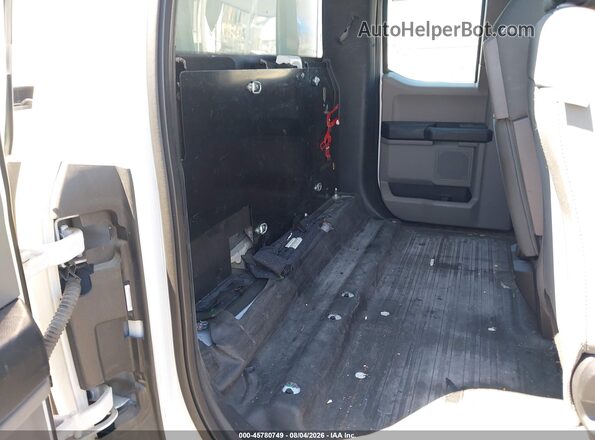 1FTEX1CB0JKE82074 2018 FORD F150 White Widok naklejki z numerem VIN