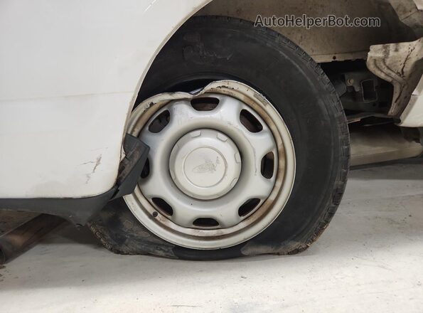 1FTEX1CB0JKF29524 2018 FORD F150 White Widok tylnych siedzeń