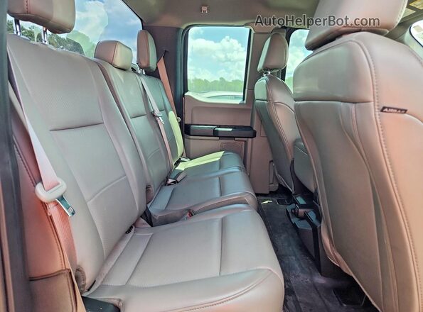 1FTEX1CB1JFE01494 2018 FORD F150 Gray Widok tylnych siedzeń