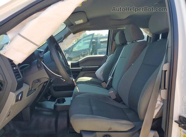 1FTEX1CB5JKF06031 2018 FORD F150 White Front interior view