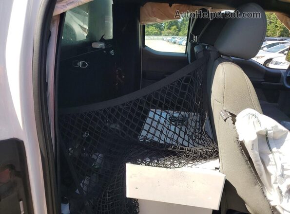 1FTEX1CB5JKF06031 2018 FORD F150 White Rear seats view