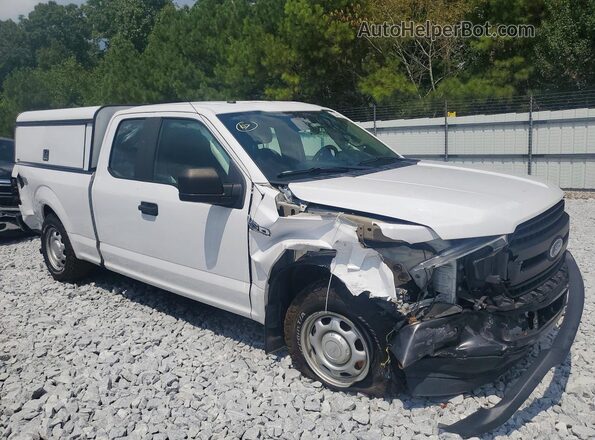1FTEX1CB5JKF06031 2018 FORD F150 White Front right