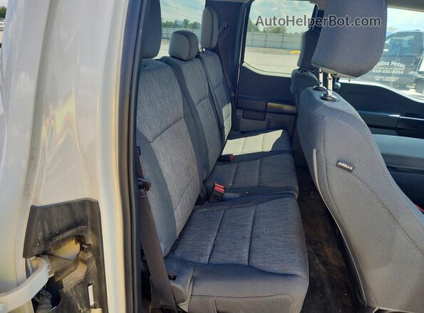 1FTEX1CB8PKE17949 2023 FORD F150 White უკანა სავარძლების ხედი