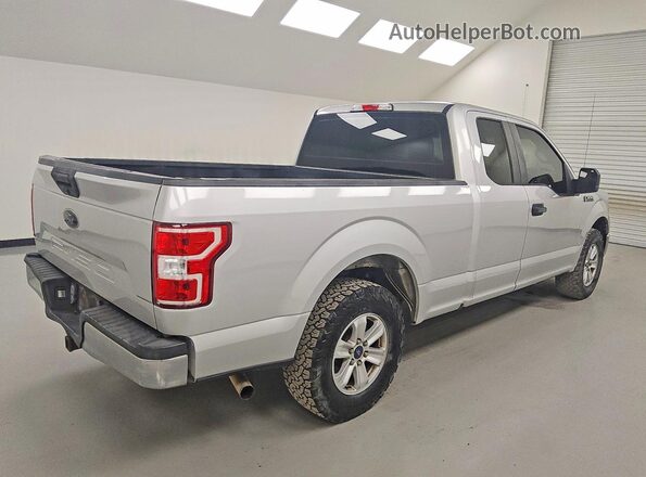 1FTEX1CB9JKG02972 2018 FORD F150 Silver Trasero derecho