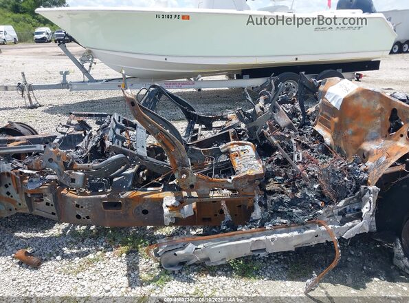 1FTEX1CB9KFC49398 2019 FORD F150 White Widok wnętrza z przodu