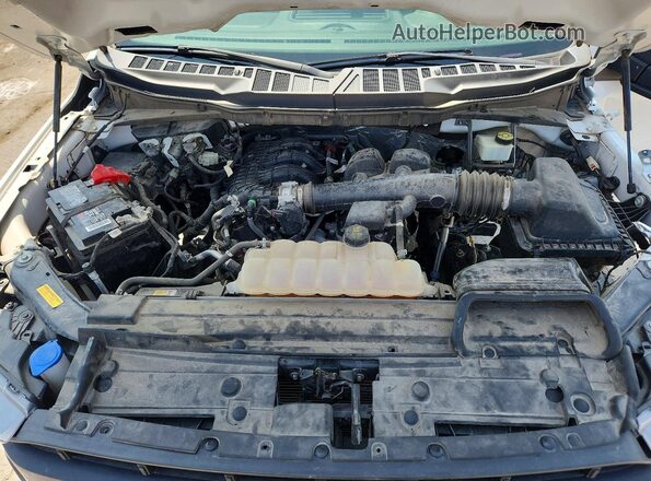 1FTEX1CB9NKE64484 2022 FORD F150 White Вид задньої частини салону