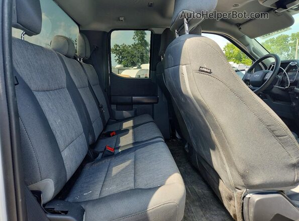 1FTEX1CB9NKE64484 2022 FORD F150 White Вид задніх сидінь