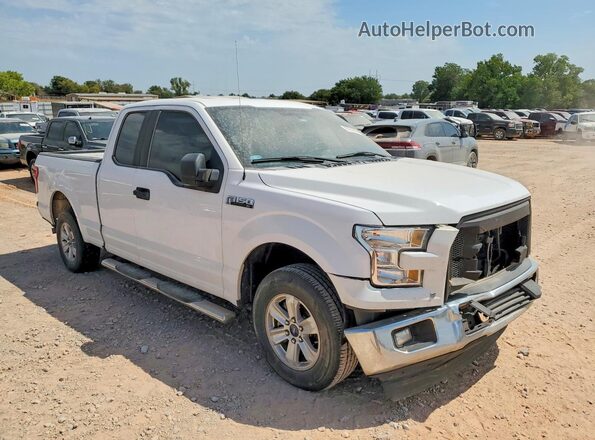 1FTEX1CF1HKE55690 2017 FORD F150 White Przód prawy