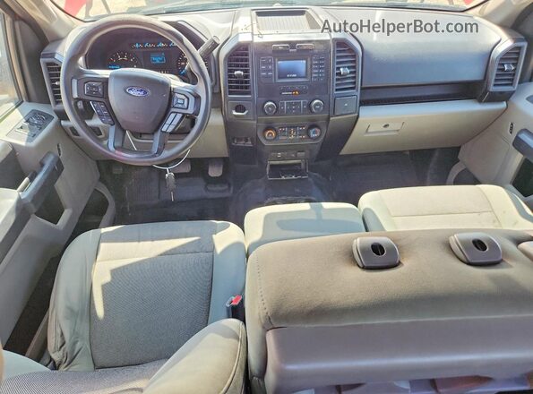 1FTEX1CF3GFB30210 2016 FORD F150 Красный Вид панели приборов