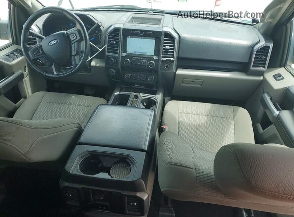 1FTEX1CF6HFB30574 2017 FORD F150 Белый Вид панели приборов