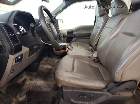1FTEX1CP1LKD83858 2020 FORD F150 White Вид салону спереду
