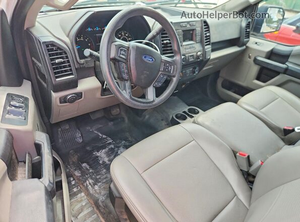 1FTEX1CP2HKC15802 2017 FORD F150 White Widok deski rozdzielczej