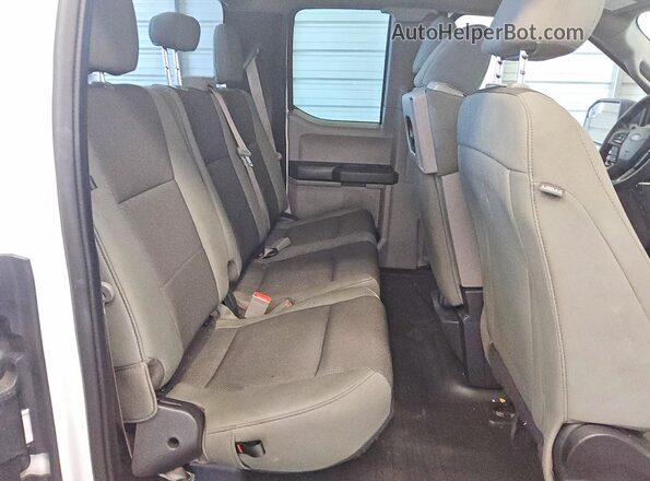 1FTEX1CP2KKC90670 2019 FORD F150 White უკანა სავარძლების ხედი