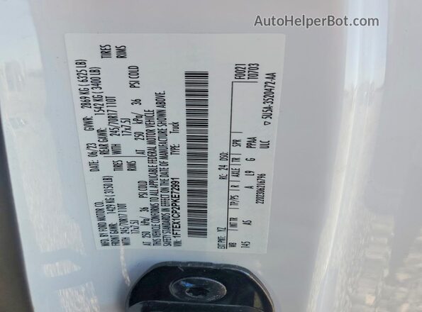 1FTEX1CP2PKE72991 2023 FORD F150 White Vista del compartimento del motor