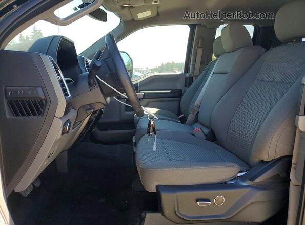 1FTEX1CP3GFD42694 2016 FORD F150 Green Front interior view